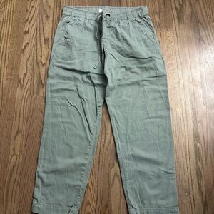 GAP Women’s Sage Green Linen Easy Pants